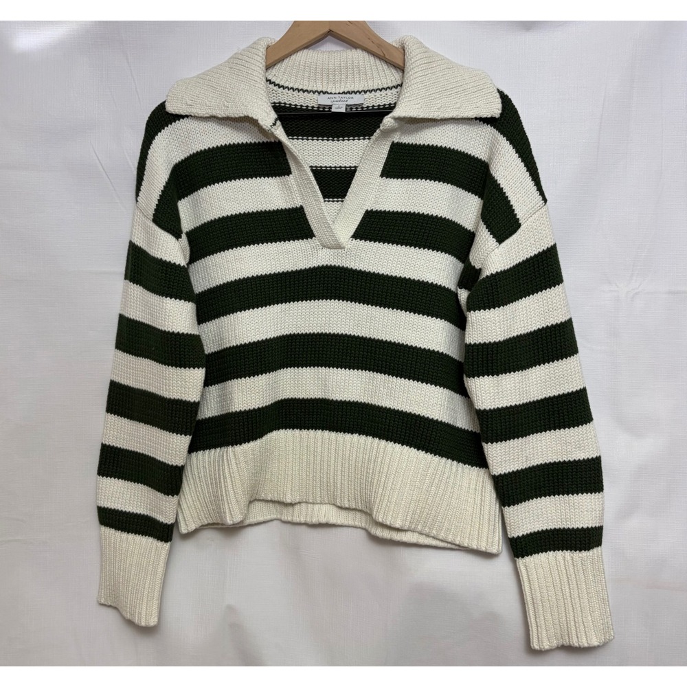 Ann Taylor Weekend Sweater Womens M Green Ivory Excellent Striped Polo V-Neck